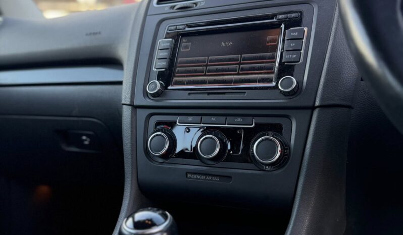 
								2011 VOLKSWAGEN GOLF full									