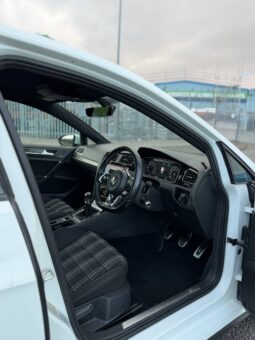 
										2018 VOLKSWAGEN GOLF GTD full									