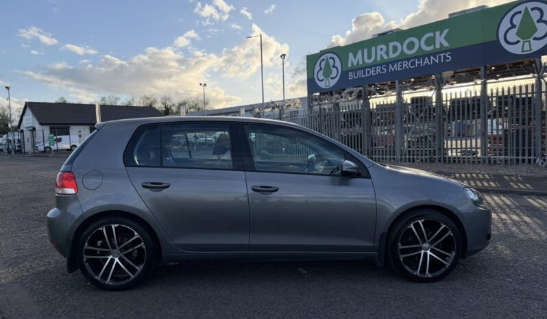 
								2011 VOLKSWAGEN GOLF full									