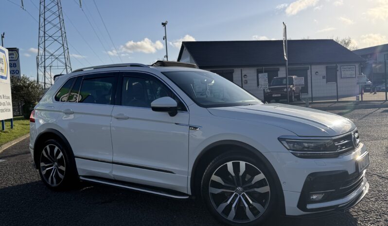 
								2017 Volkswagen Tiguan R-line full									