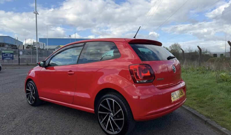 
								2013 VOLKSWAGEN POLO full									