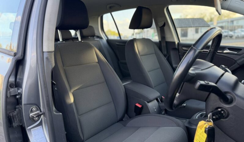 
								2011 VOLKSWAGEN GOLF full									