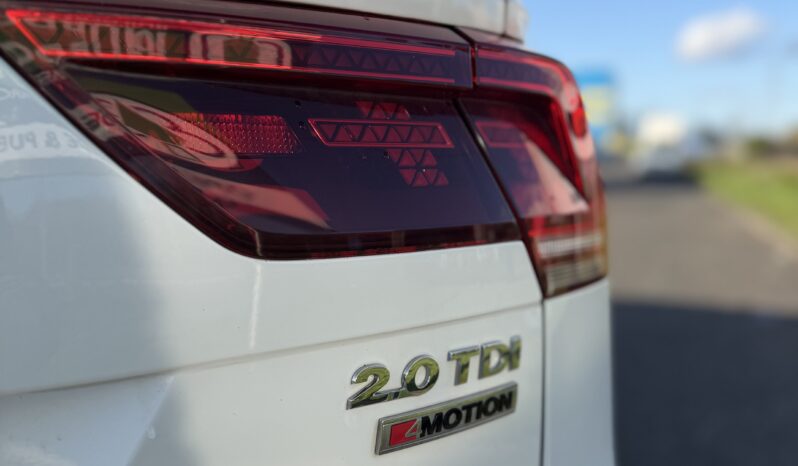 
								2017 Volkswagen Tiguan R-line full									