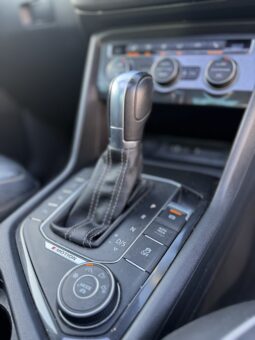 
										2017 Volkswagen Tiguan R-line full									