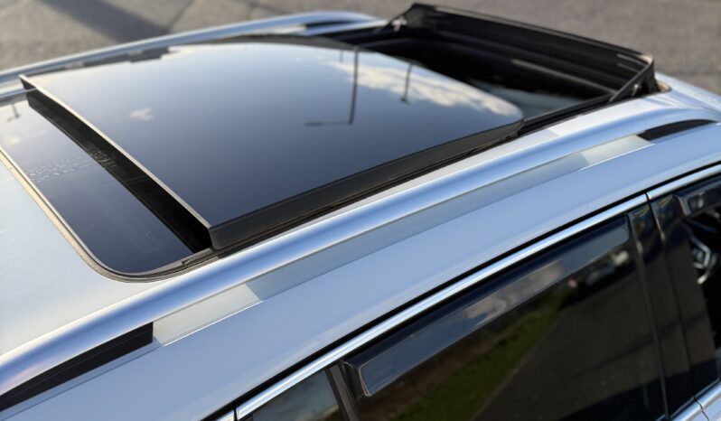 
								2017 Volkswagen Tiguan R-line full									