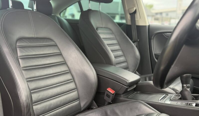 
								2013 VOLKSWAGEN PASSAT CC full									