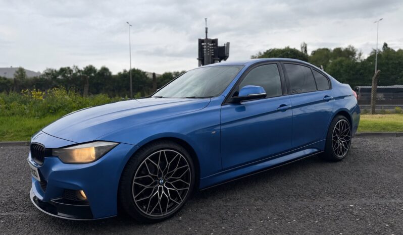 
								2013 BMW 320D X-DRIVE M-SPORT full									